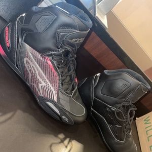 Brand new Alpinestars Stella Faster 3 Shoes size 5